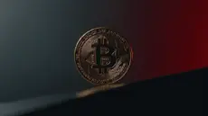 Bitcoin Price Hovers Around $60K: Peter Schiff Blames Saylor