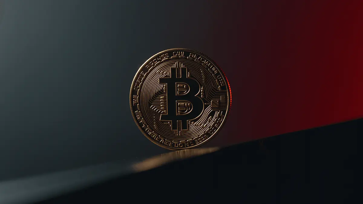 Bitcoin Price Hovers Around $60K: Peter Schiff Blames Saylor