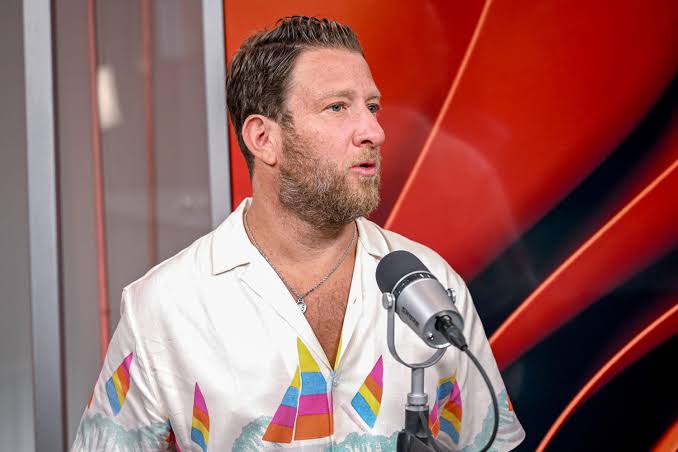 Dave Portnoy Holds Bitcoin Loss at $100K Entry, Vows to Ride It to Zero