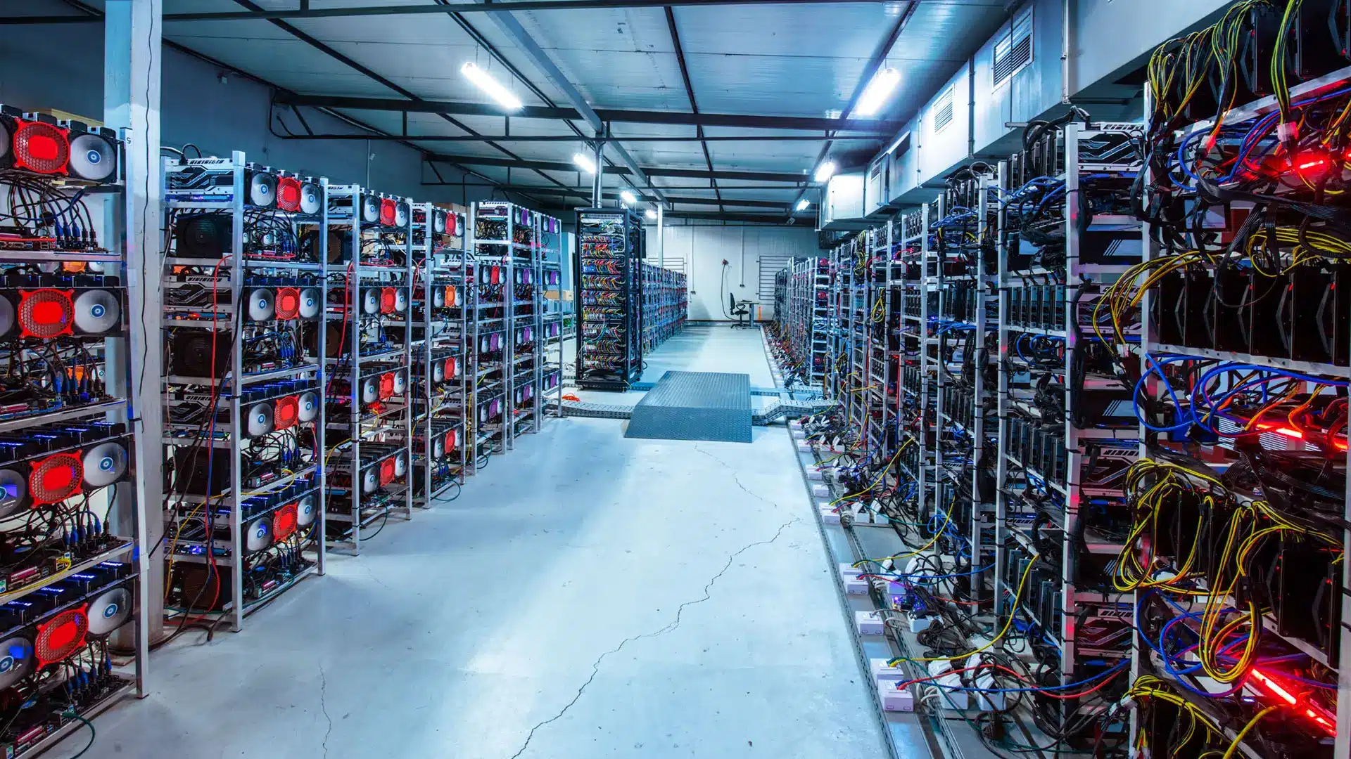 Ethereum News: CCAF Confirms Ethereum’s Post-Merge Footprint Now Rivals the Eiffel Tower’s Annual Use