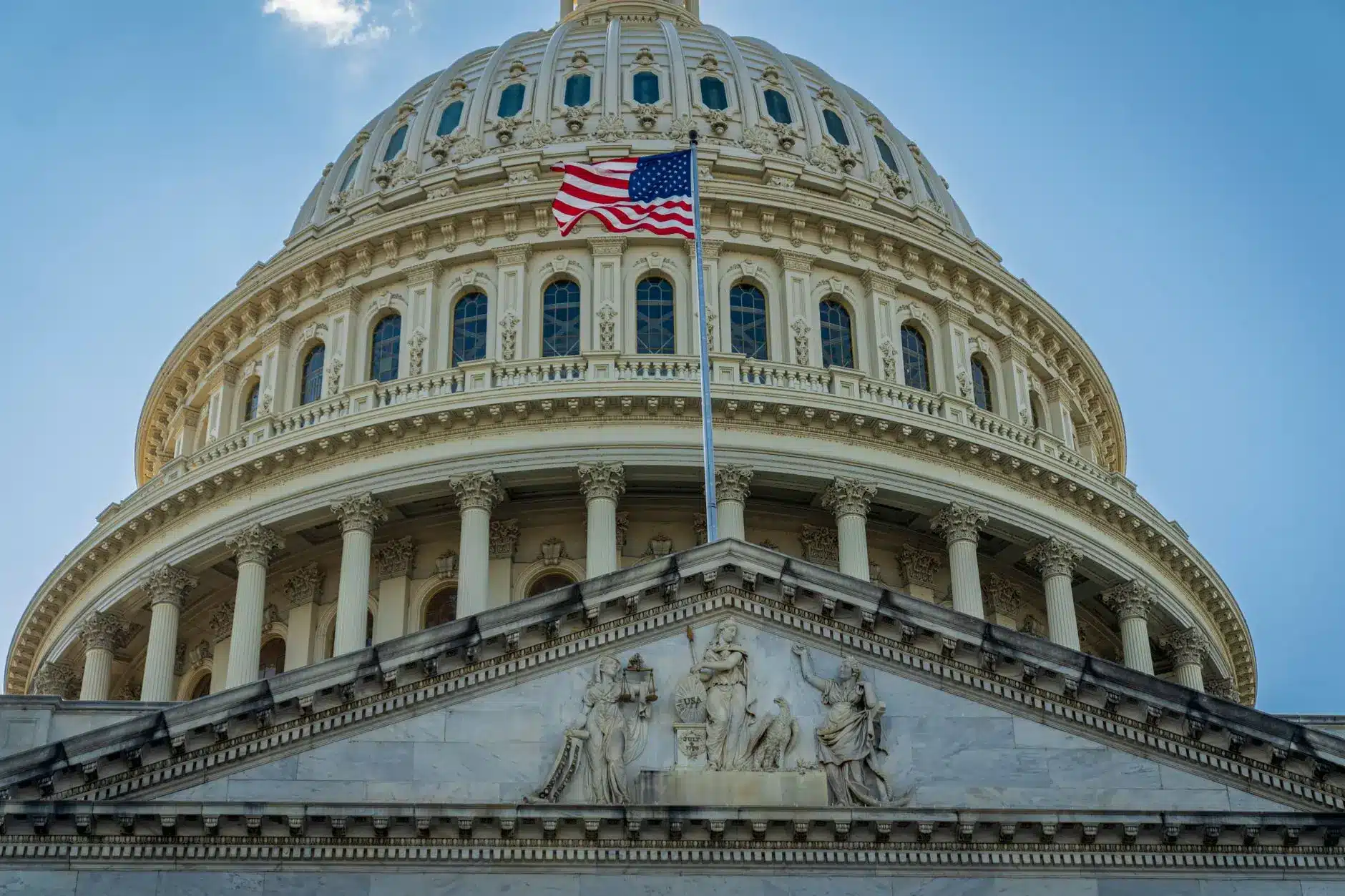 CLARITY Act Stalls in Senate as Three Disputes Block Crypto Regulation 2026