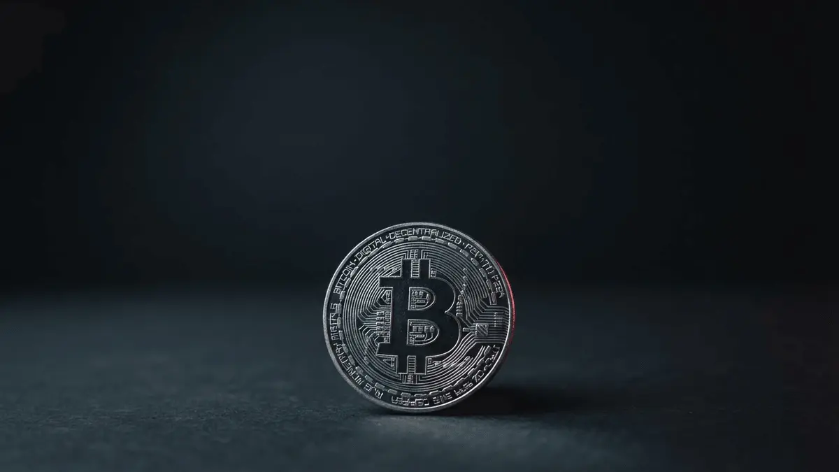 Strategy Taps Bitcoin Reserves to Service Preferred Stock as STRC Trades Below Par